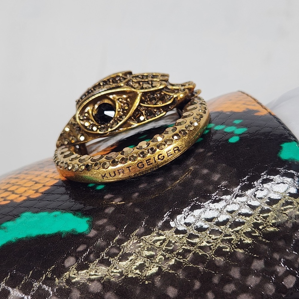 Kurt Geiger Chelsea Flat Sandal Women Size 11 Grey Multi Snake Eagle Head Slide - Picture 4 of 10